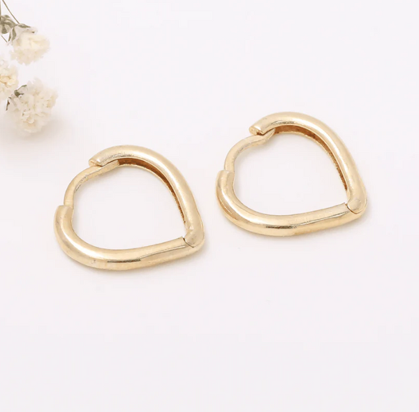 Shine with the magical halo earrings: a unique shine for your look!